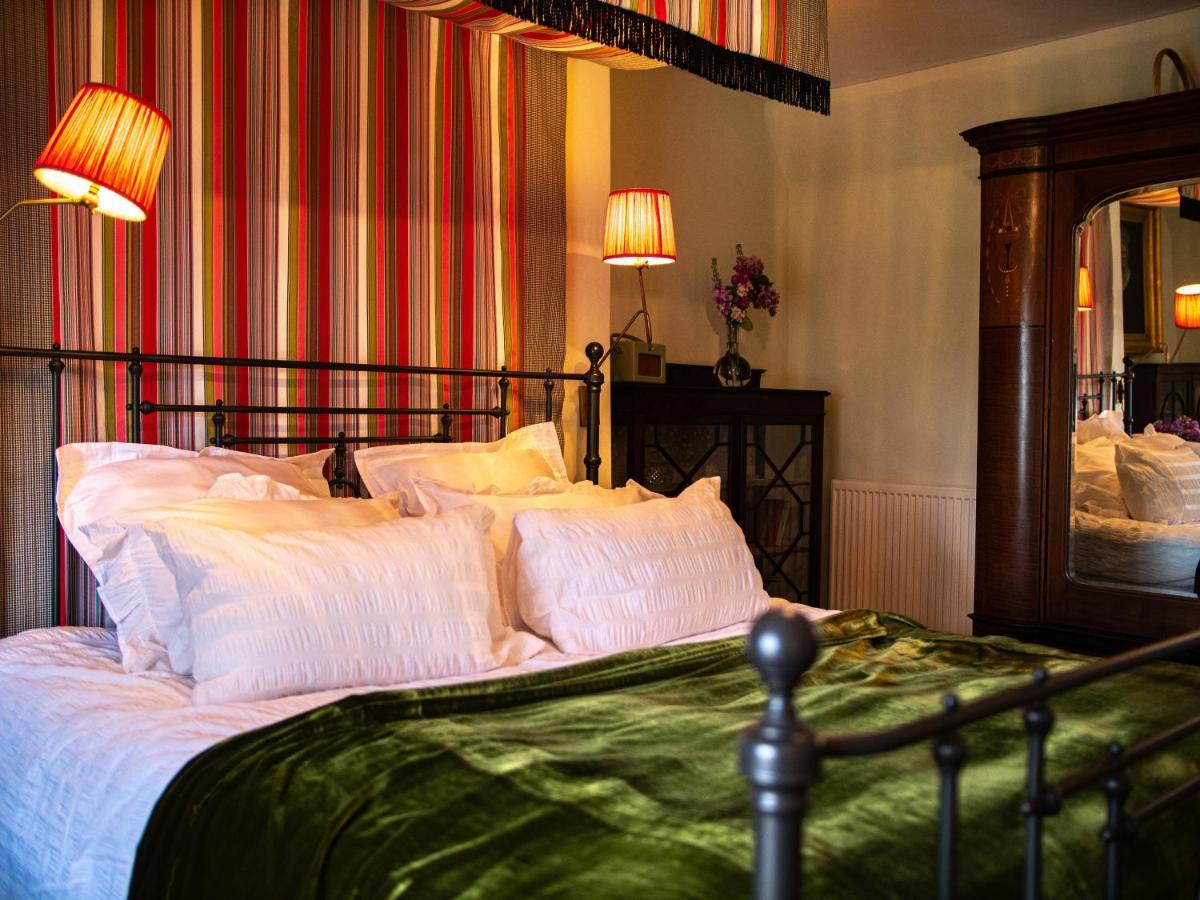 Sawcliffe Manor Country House With Spa, Free Parking, Catering, Self Checkin, Farmstay 斯肯索普 外观 照片