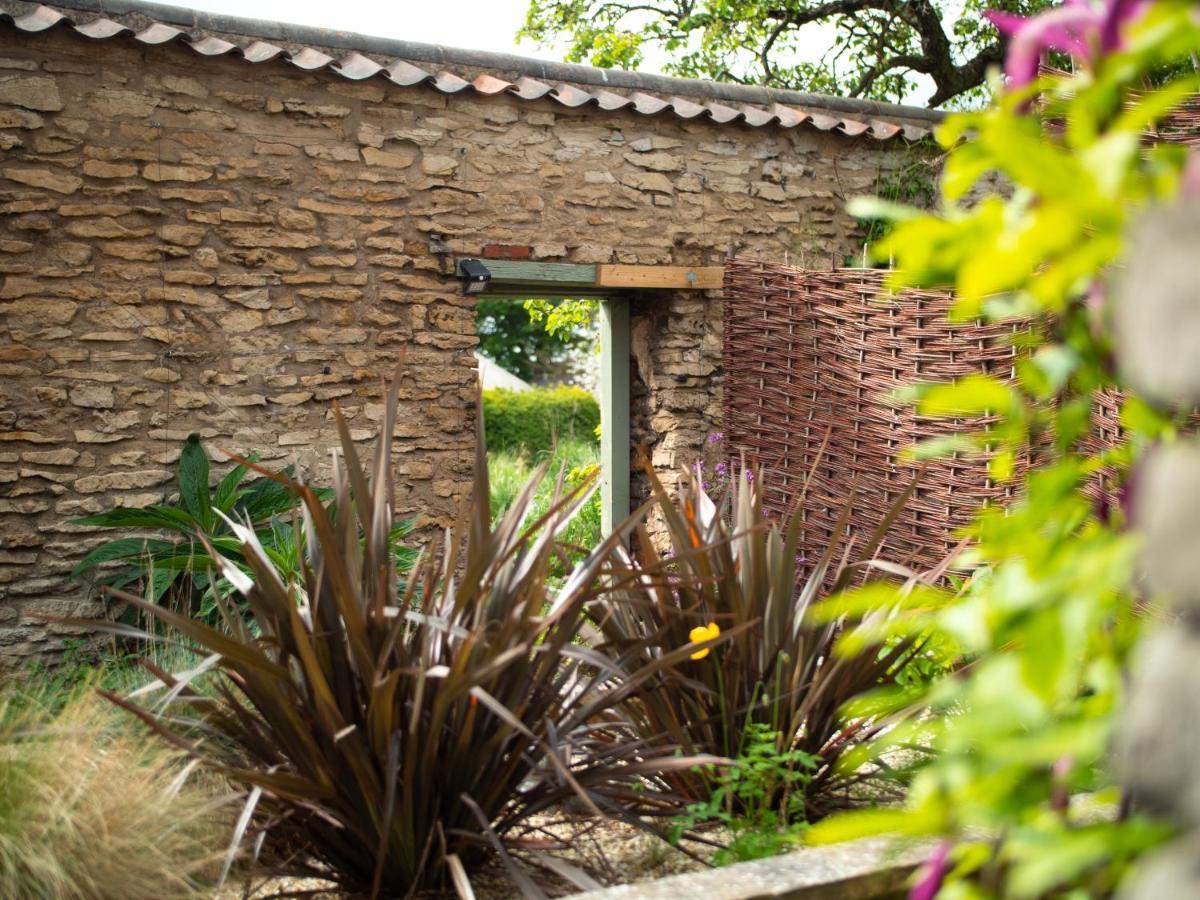Sawcliffe Manor Country House With Spa, Free Parking, Catering, Self Checkin, Farmstay 斯肯索普 外观 照片